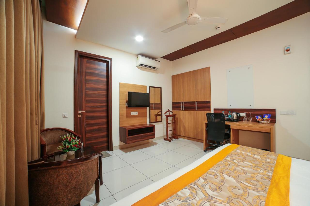 Hotel Grand Regency By Jmd Group Near Delhi Igi Airport Νέο Δελχί Εξωτερικό φωτογραφία